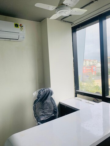 Room in  Office Space at Shivalik Shilp, Sanidhya – for Rent