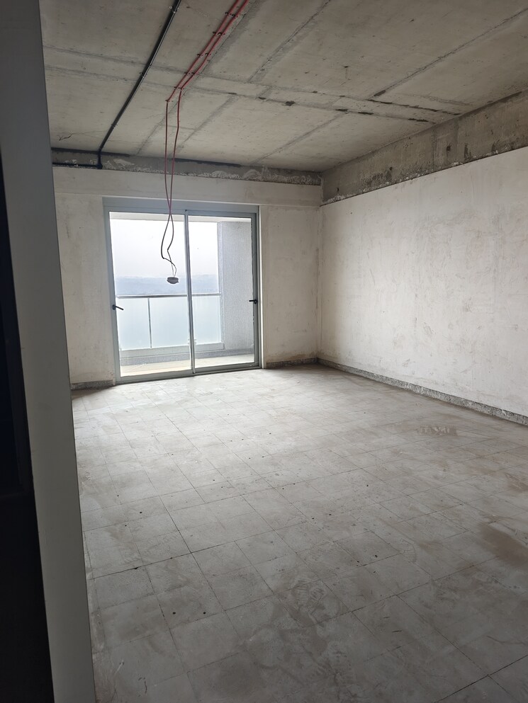 Room, panchshil-soho Commercial Office Space 2400 Sq.Ft. In Kharadi Pune 8997833