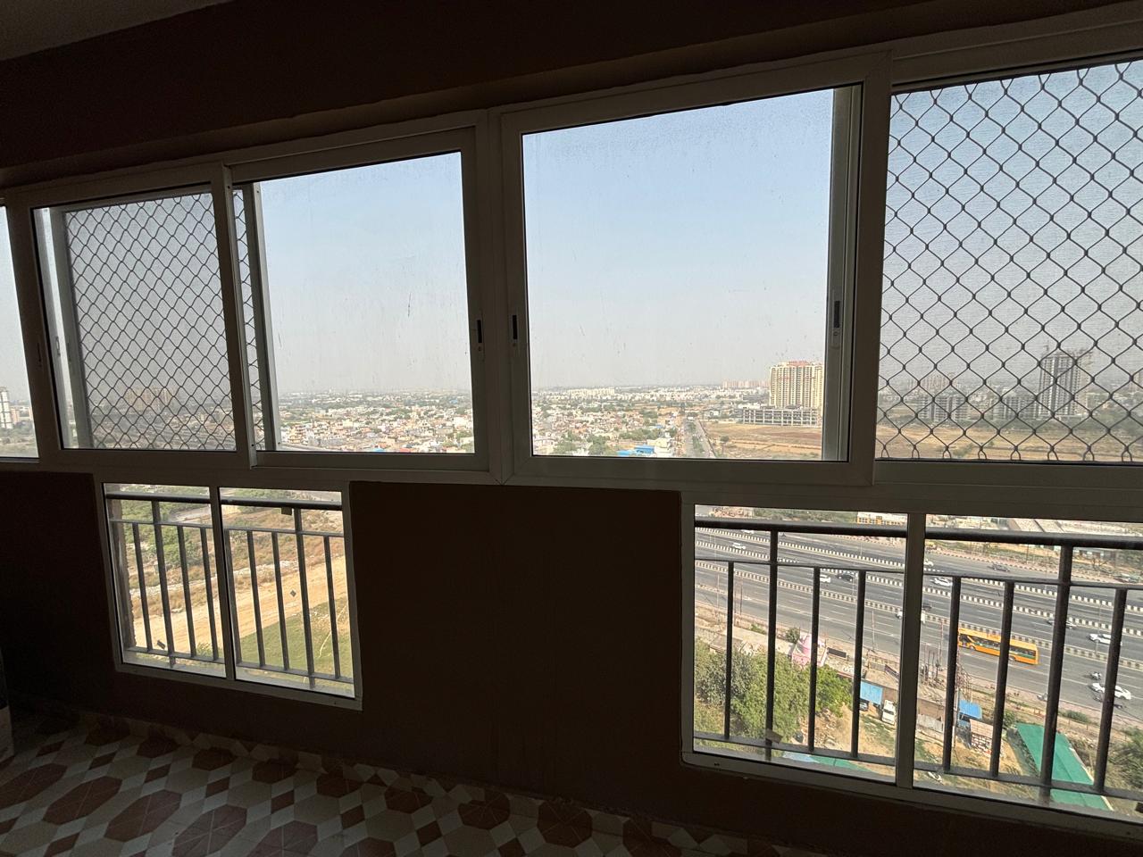 4 BHK Apartment For Rent in Landcraft Golflinks Plaza