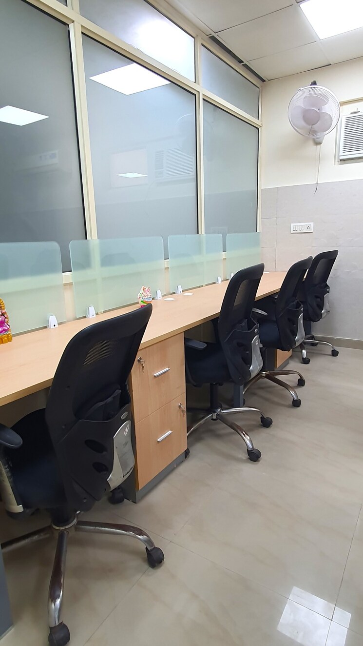 Team Area, sector 6 Commercial Office Space 2000 Sq.Ft. In Sector 6 Noida 8997939
