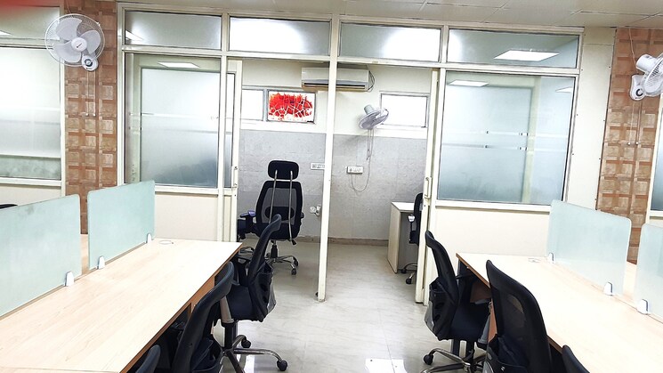 Team Area, sector 6 Commercial Office Space 2000 Sq.Ft. In Sector 6 Noida 8997939