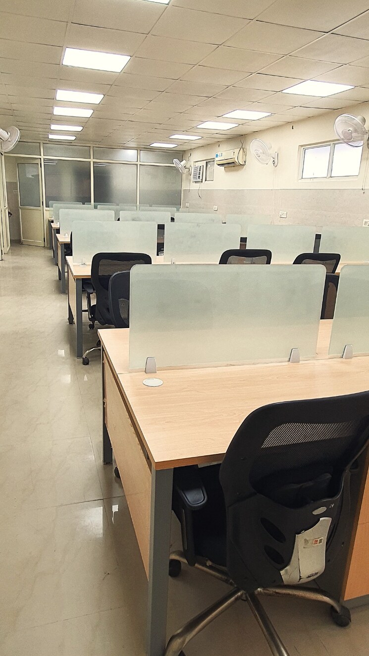 Team Area, sector 6 Commercial Office Space 2000 Sq.Ft. In Sector 6 Noida 8997939
