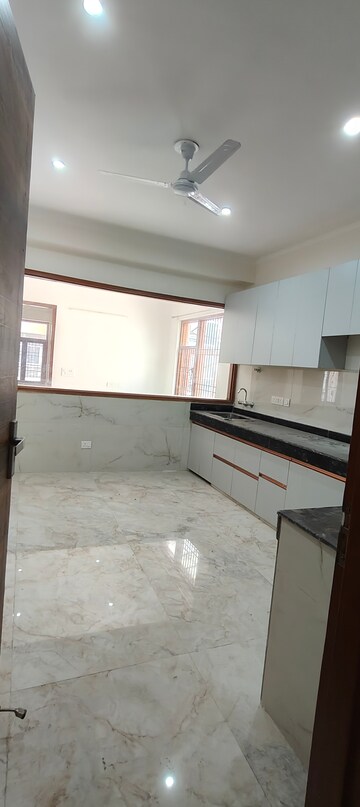 Kitchen in 3 BHK Builder Floor at Chattarpur – for Rent
