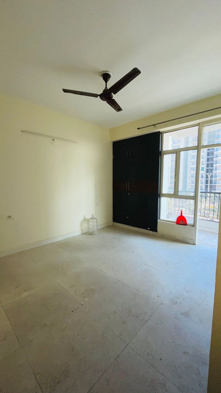 Room, gaur-city-1st-avenue 4 Bedroom 1855 Sq.Ft. Apartment In Sector 4 Greater Noida Greater Noida 8997949