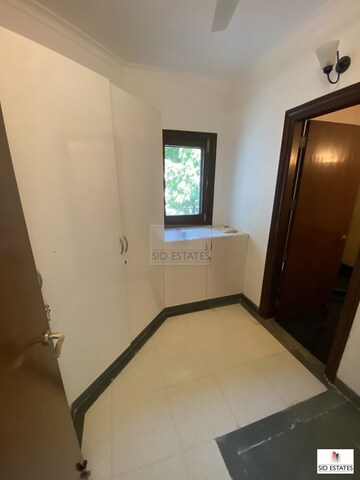 4 BHK Builder Floor For Rent in New Friends Colony