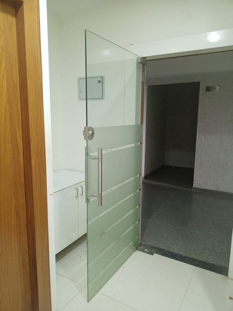 Bathroom, times-square-arcade Commercial Office Space 1016 Sq.Ft. In Thaltej Ahmedabad 8997994
