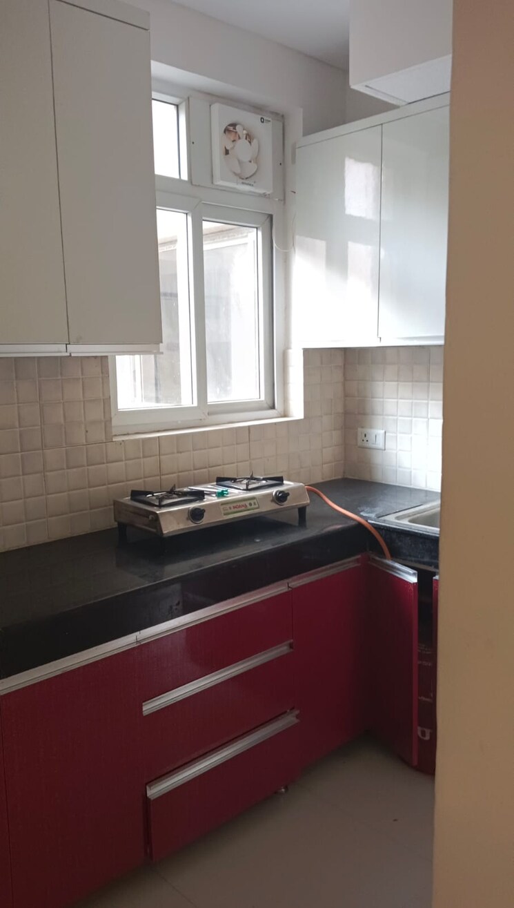 Kitchen, bptp-parkland 3 Bedroom 180 Sq.Yd. Apartment In Sector 75 Faridabad 8998044