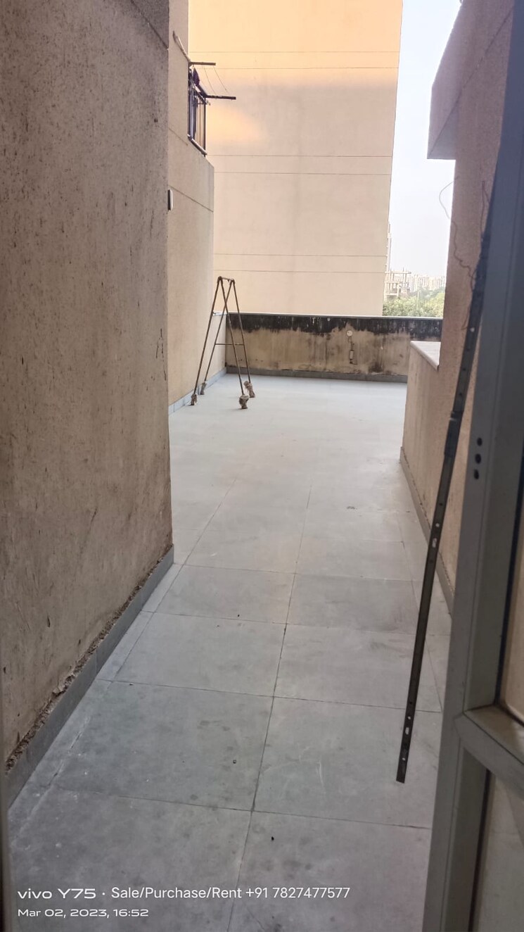 Balcony, bptp-parkland 3 Bedroom 180 Sq.Yd. Apartment In Sector 75 Faridabad 8998044