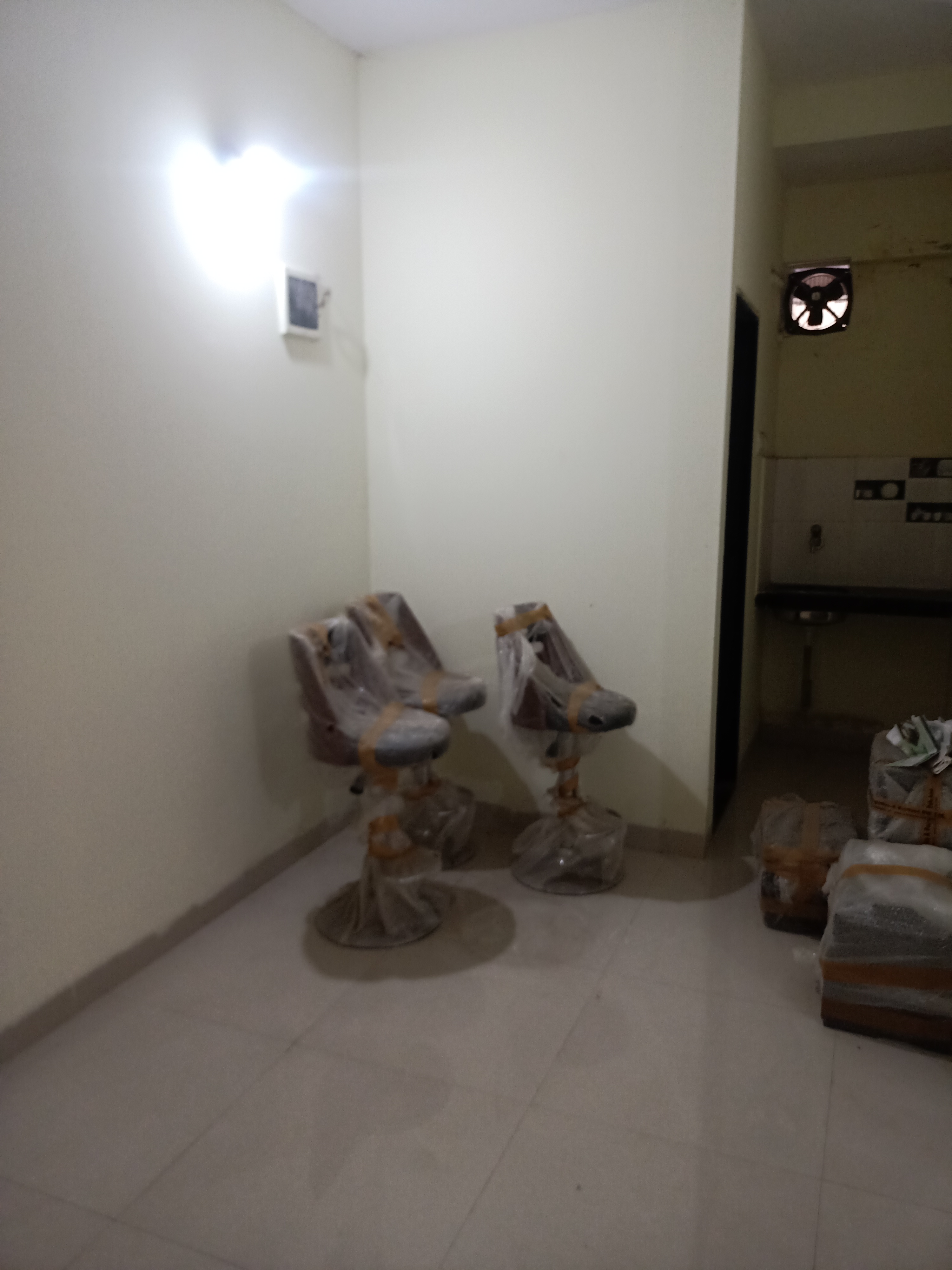 Office Space For Rent in Venus Residency Naupada