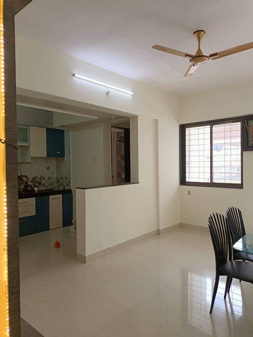 2 BHK 1090 Sq.Ft. Apartment in Mohannagar CHS