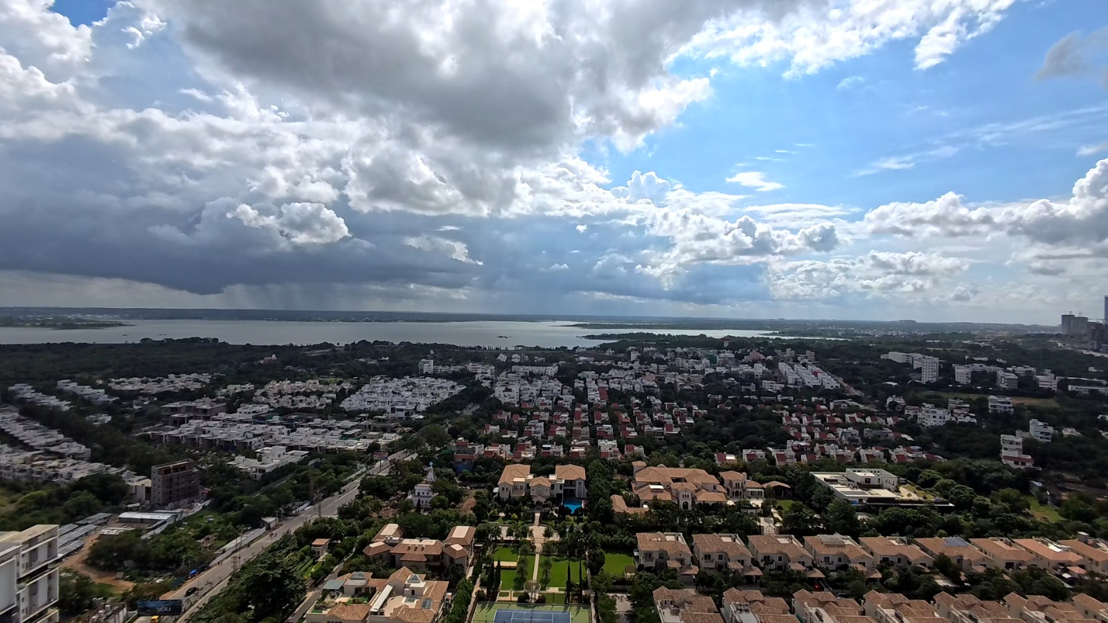 4 BHK + Pooja Room Apartment For Sale in Hallmark Treasor