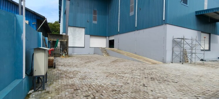 Room, ambalamugal Commercial Warehouse 24800 Sq.Ft. In Ambalamugal Kochi 8998132