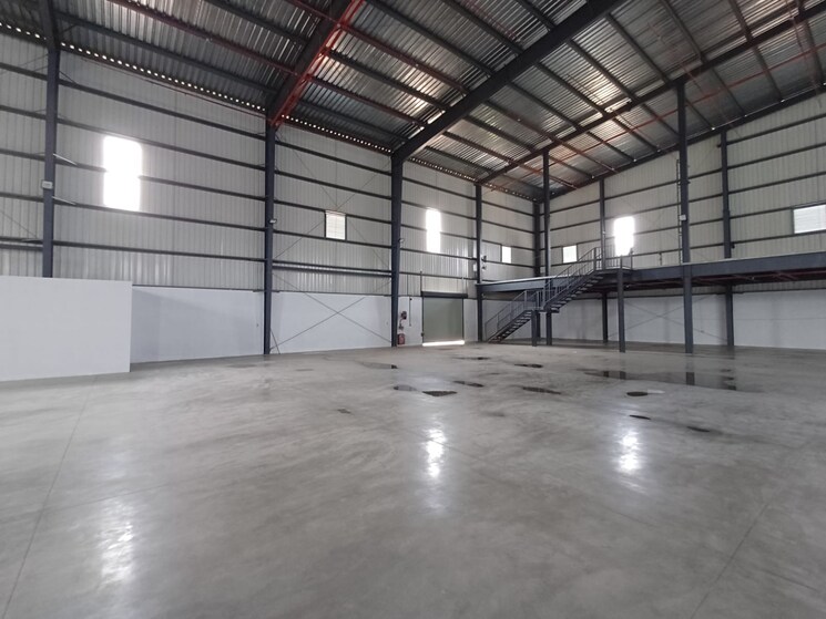 Room, ambalamugal Commercial Warehouse 24800 Sq.Ft. In Ambalamugal Kochi 8998132