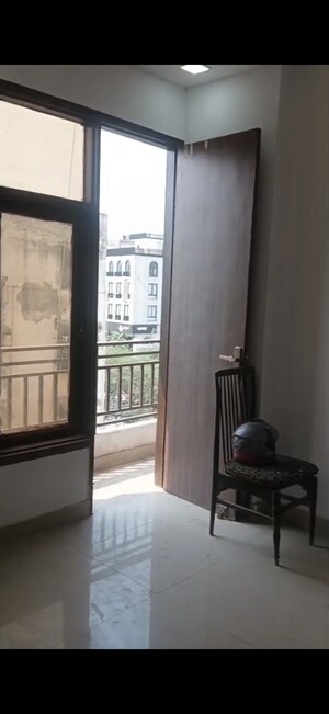 Room in 1 BHK Builder Floor at Chattarpur – for Sale