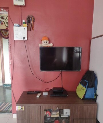 Furnished Amenities in 1 BHK Apartment at Nav Swa Gharkul CHS, Santacruz East – for Rent