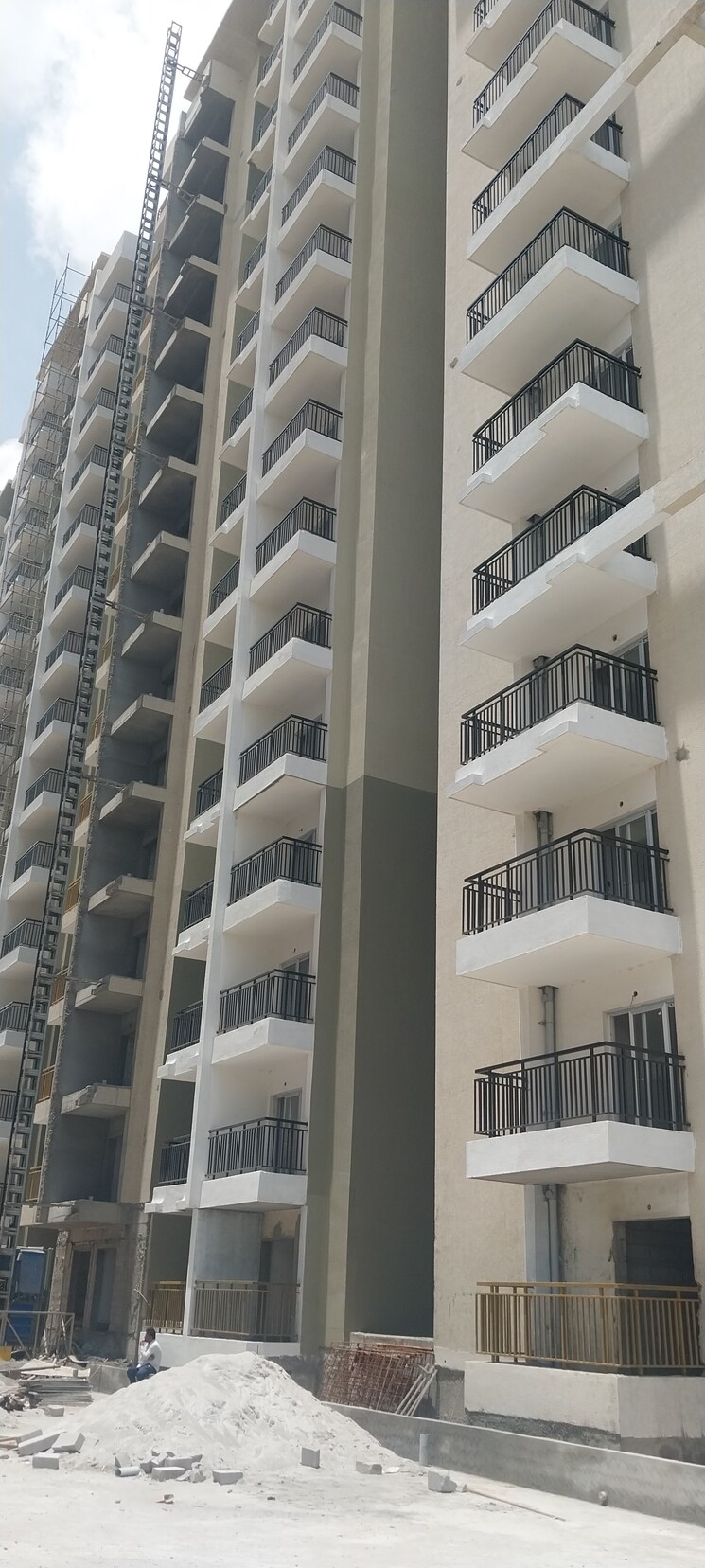 Exterior View, vasavi-lakecity-east 3 Bedroom 1650 Sq.Ft. Apartment In Hafeezpet Hyderabad 8998228