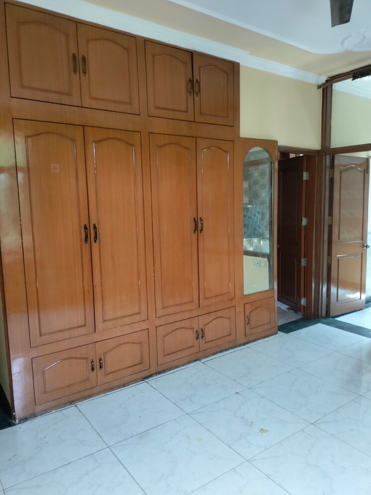 Bedroom, ip extension 3 Bedroom 1400 Sq.Ft. Apartment In Ip Extension Delhi 8998260