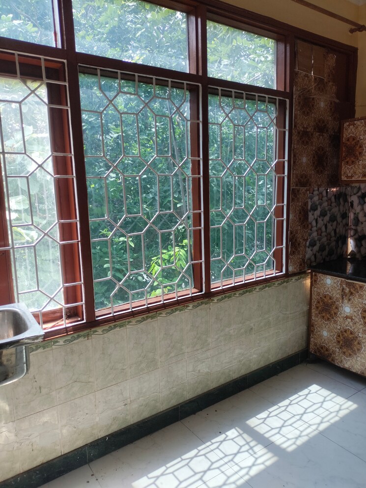 Other, ip extension 3 Bedroom 1400 Sq.Ft. Apartment In Ip Extension Delhi 8998260