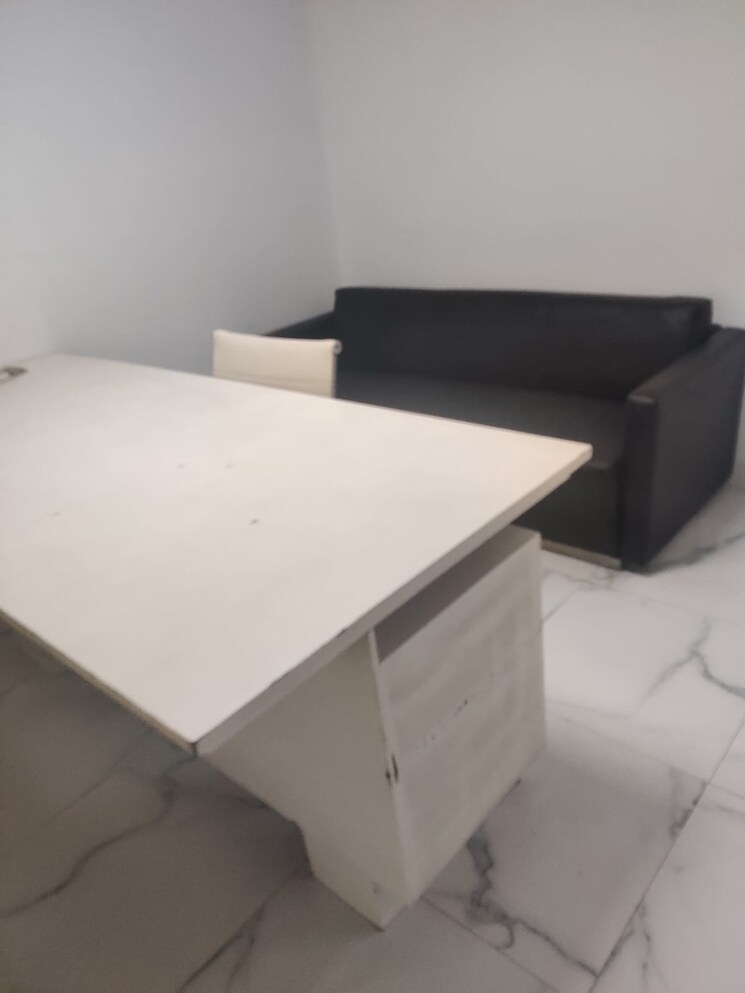 Team Area, hauz khas Commercial Office Space 1600 Sq.Ft. In Hauz Khas Delhi 8998263