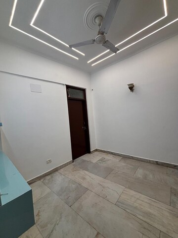 2 BHK Builder Floor For Rent in Neb Sarai