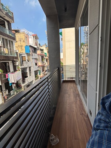 Balcony in 2 BHK Builder Floor at Veera Safdarjung Enclave, Safdarjung Enclave – for Rent