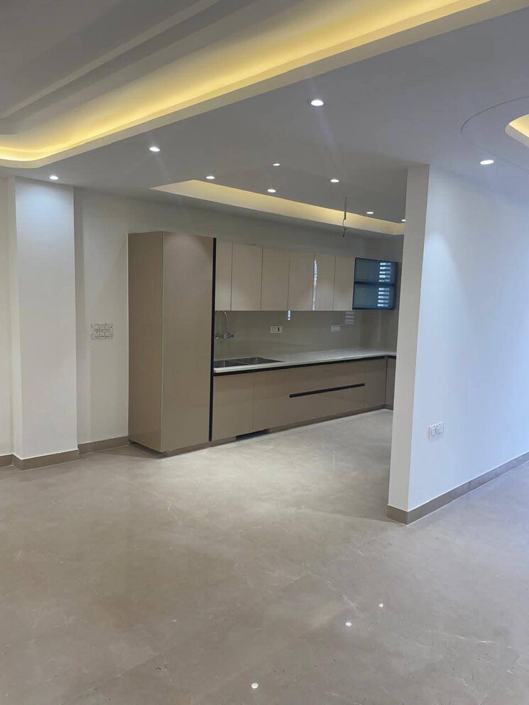 Room, emaar-emerald-floors-premier 3 Bedroom 1600 Sq.Ft. Apartment In Sector 65 Gurgaon 8998302