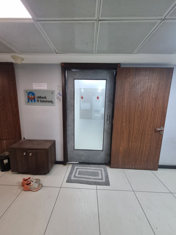 undefined, shivalik-shilp Commercial Office Space 789 Sq.Ft. In Sanidhya Ahmedabad 8998294