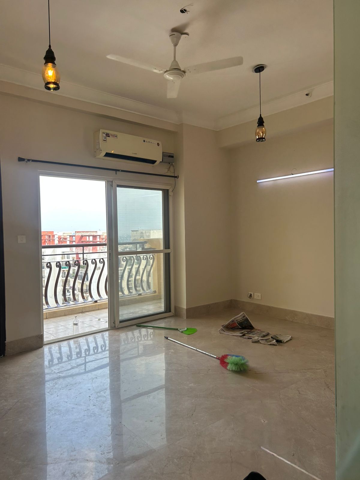 4 BHK + Pooja Room,Servant Room 4500 Sq.Ft. Penthouse in Sunshine Helios