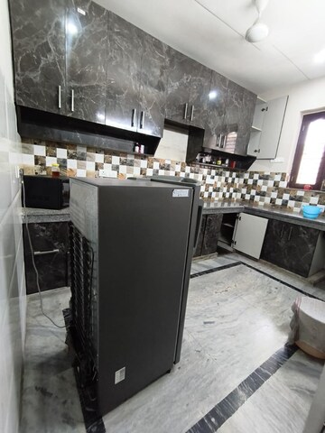 Kitchen in 2 BHK Builder Floor at Sector 40 – for Rent