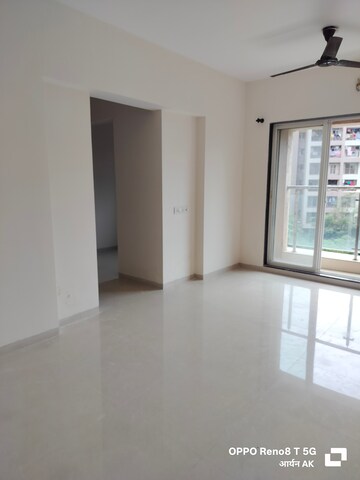 Room in 1 BHK Apartment at Squarefeet Ace Square, Ghodbunder Road – for Rent