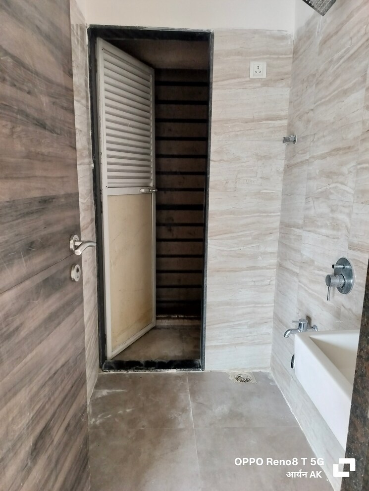 Bathroom, squarefeet-ace-square 1 Bedroom 620 Sq.Ft. Apartment In Ghodbunder Road Thane 8998367