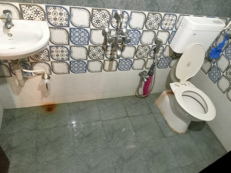 Bathroom, kamdhenu-gardenia 1 Bedroom 700 Sq.Ft. Apartment In Taloja Navi Mumbai 8998403