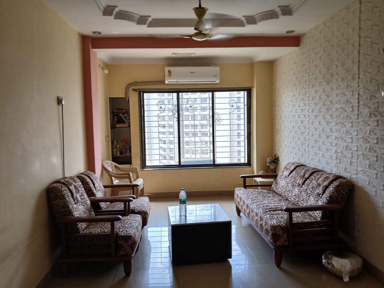1 BHK Apartment For Rent in Sapphire Lakeside