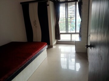 Room in 2 BHK Apartment at Hubtown Gardenia, Mira Road – for Rent