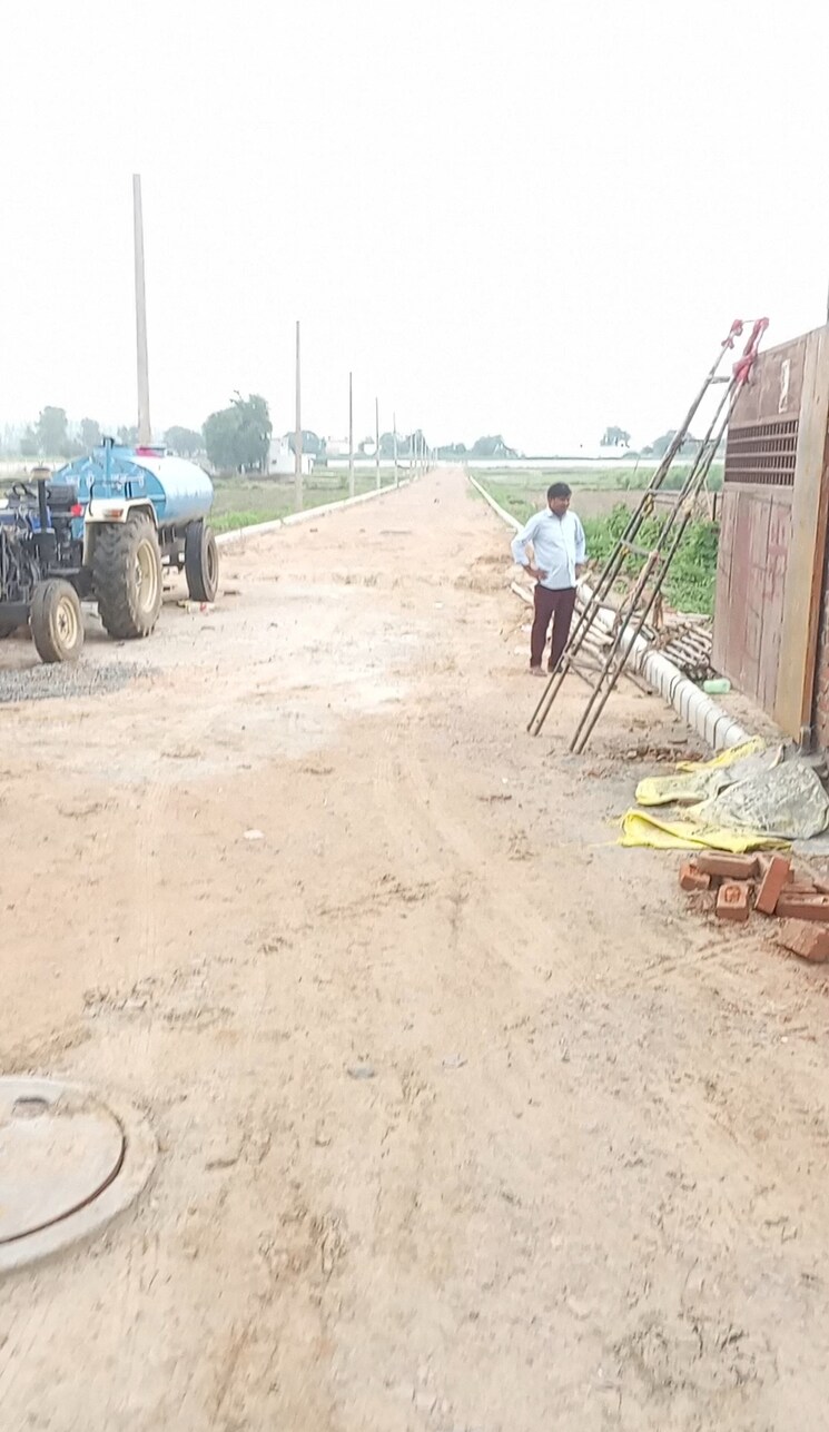 undefined, gamma ii greater noida  200 Sq.Yd. Plot In Gamma Ii Greater Noida Greater Noida 8998613