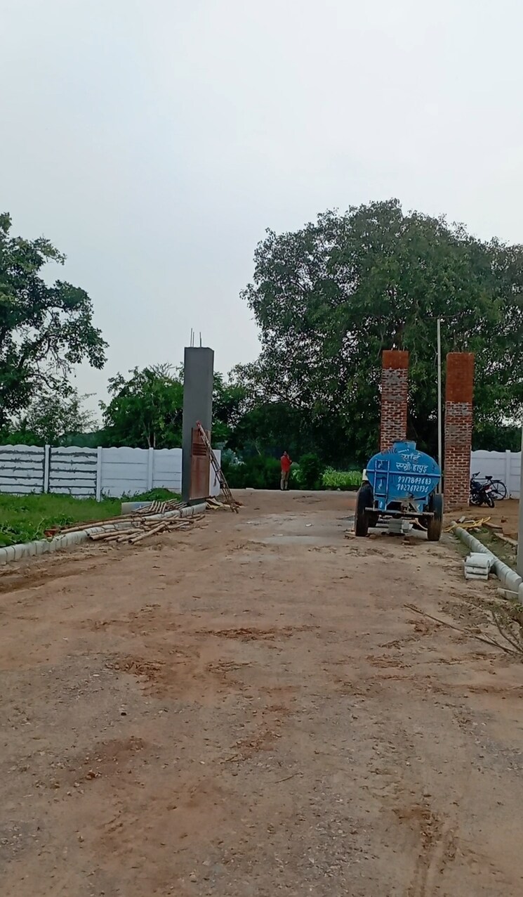 undefined, gamma ii greater noida  200 Sq.Yd. Plot In Gamma Ii Greater Noida Greater Noida 8998613