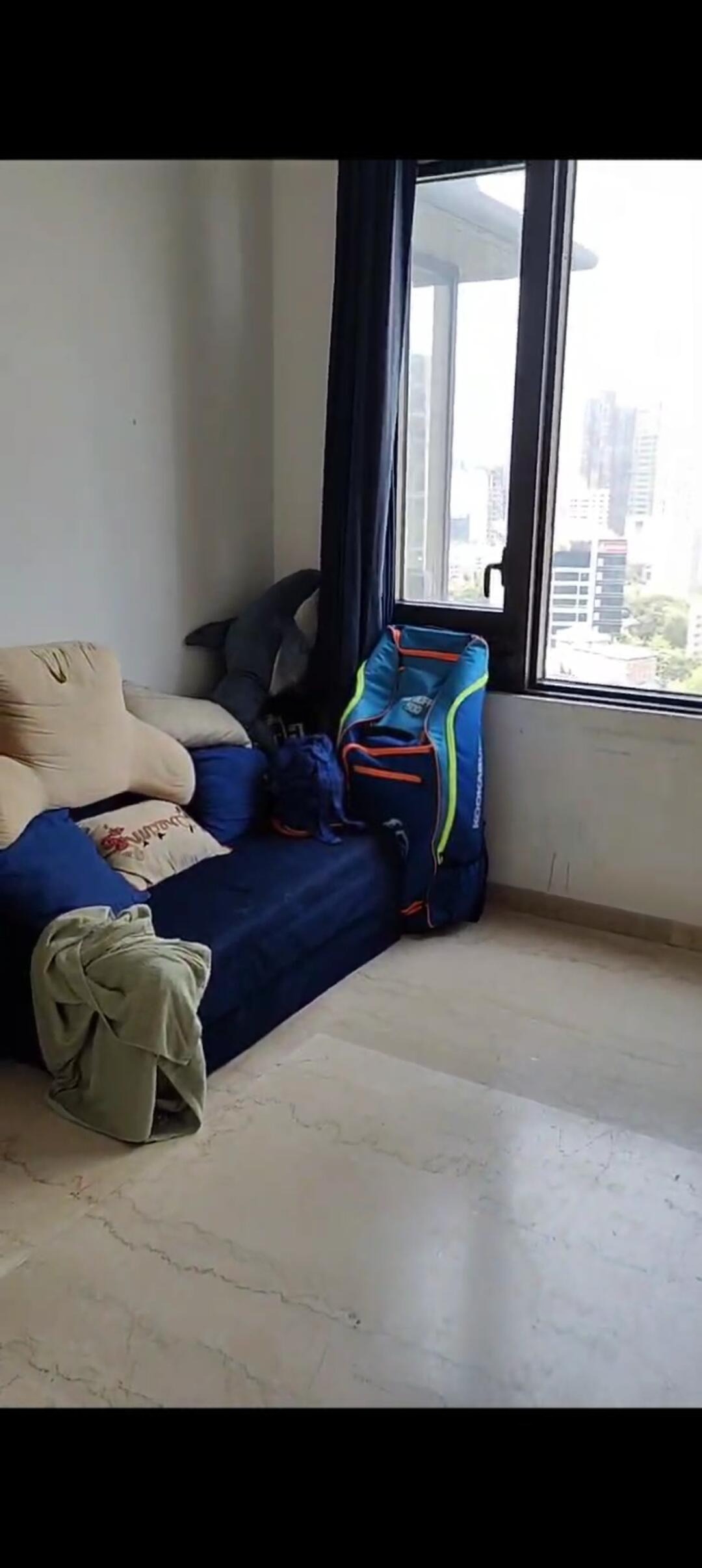 2 BHK + Servant Room Apartment For Rent in Lodha Parkside