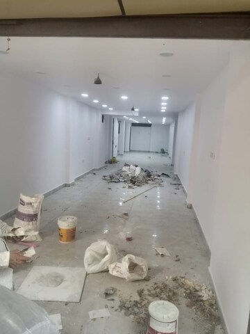   Showroom at Vaishali Sector 2 – for Rent