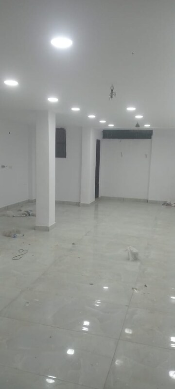  Showroom – Exterior View View at Vaishali Sector 2 - for Rent