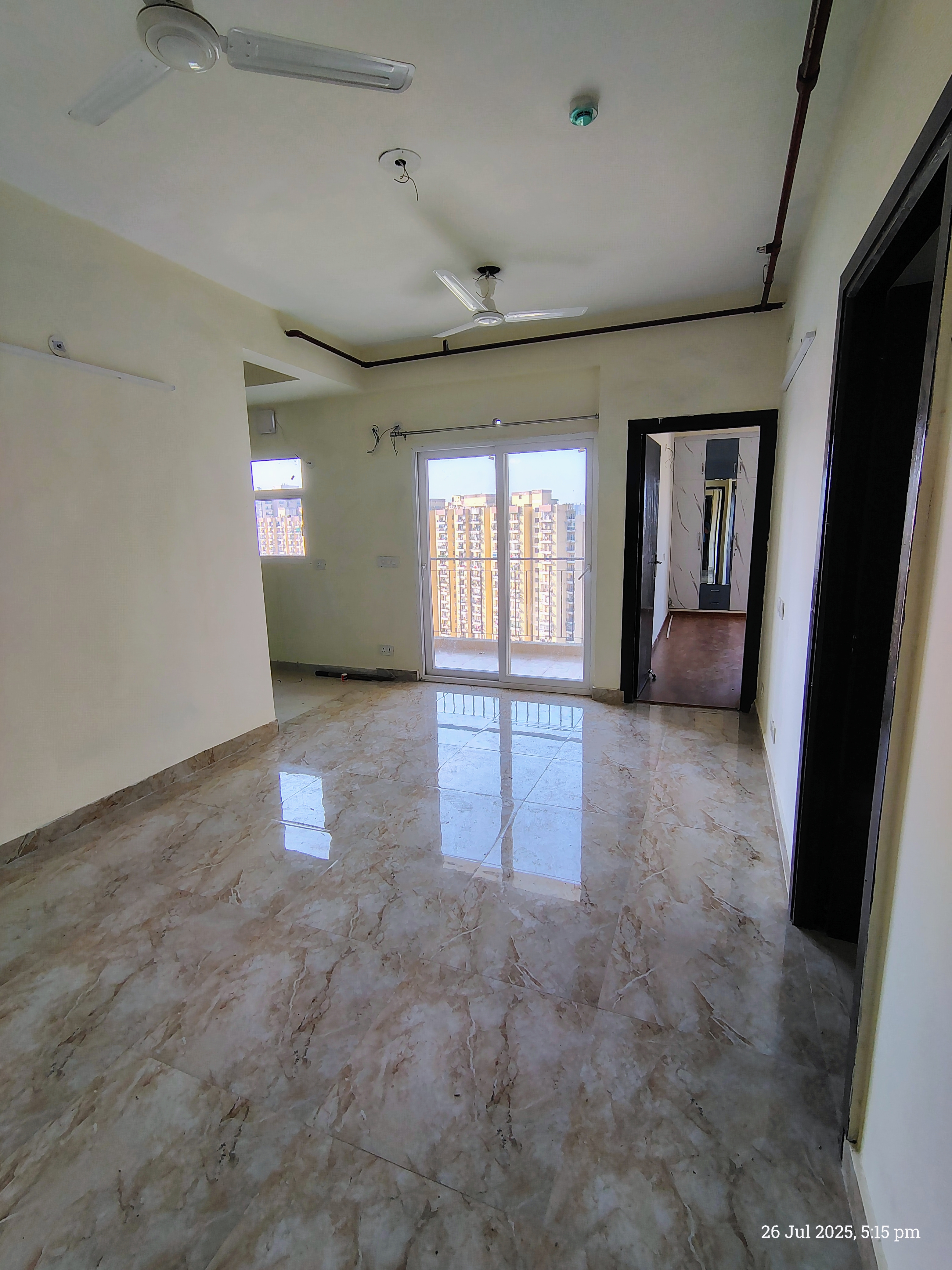 2 BHK Apartment For Rent in Amrapali Enchante