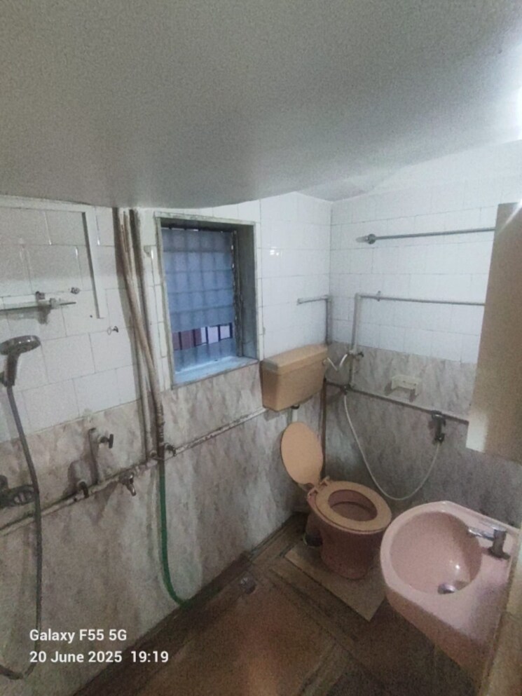 Bathroom, tirupathi-apartment 2 Bedroom 550 Sq.Ft. Apartment In Santacruz East Mumbai 8998488