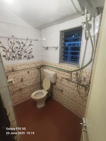 Living Room in 2 BHK Apartment at Tirupathi Apartment, Santacruz East – for Rent