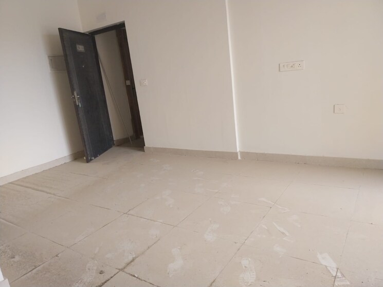 Room, signature-global-golf-greens 3 Bedroom 732 Sq.Ft. Apartment In Sector 79 Gurgaon 8998527