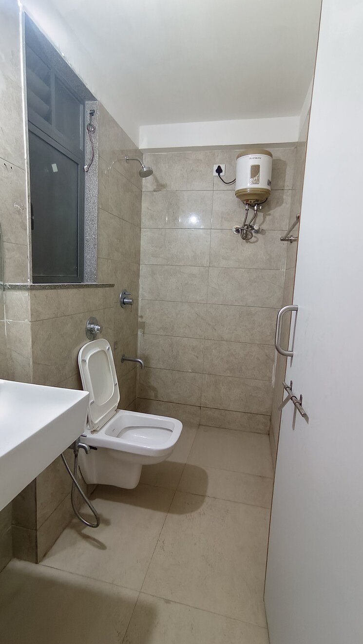 Bathroom, goyal-orchid-blues 2 Bedroom 1215 Sq.Ft. Apartment In Shela Ahmedabad 8998540