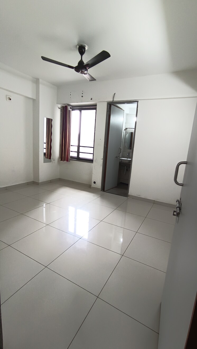 Room, goyal-orchid-blues 2 Bedroom 1215 Sq.Ft. Apartment In Shela Ahmedabad 8998540