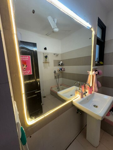 Furnished Amenities in 3 BHK Apartment at VIP Ashiana Homes, Vip Road – for Rent