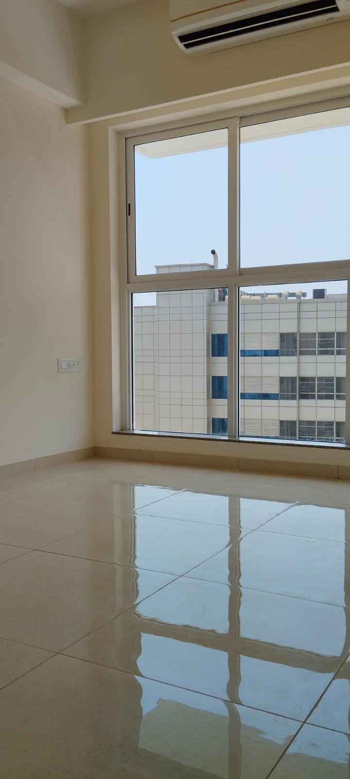 2 BHK Apartment For Rent in L&T Emerald Isle