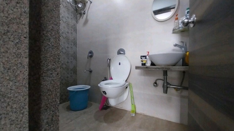 Bathroom, metropolis-rivera 1 Bedroom 550 Sq.Ft. Apartment In Kasarvadavali Thane 8998610