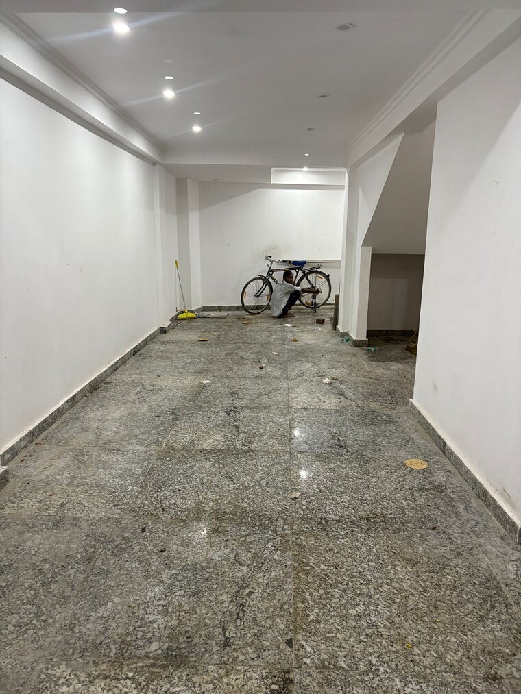  Parking, khanpur 2 Bedroom 800 Sq.Ft. Builder Floor In Khanpur Delhi 8998625