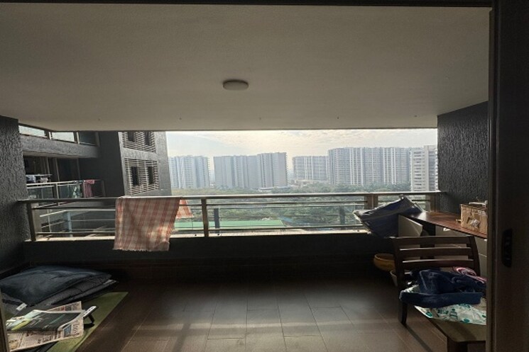  Parking, the-wadhwa-the-address 3.5 Bedroom 2150 Sq.Ft. Apartment In Ghatkopar West Mumbai 8998604